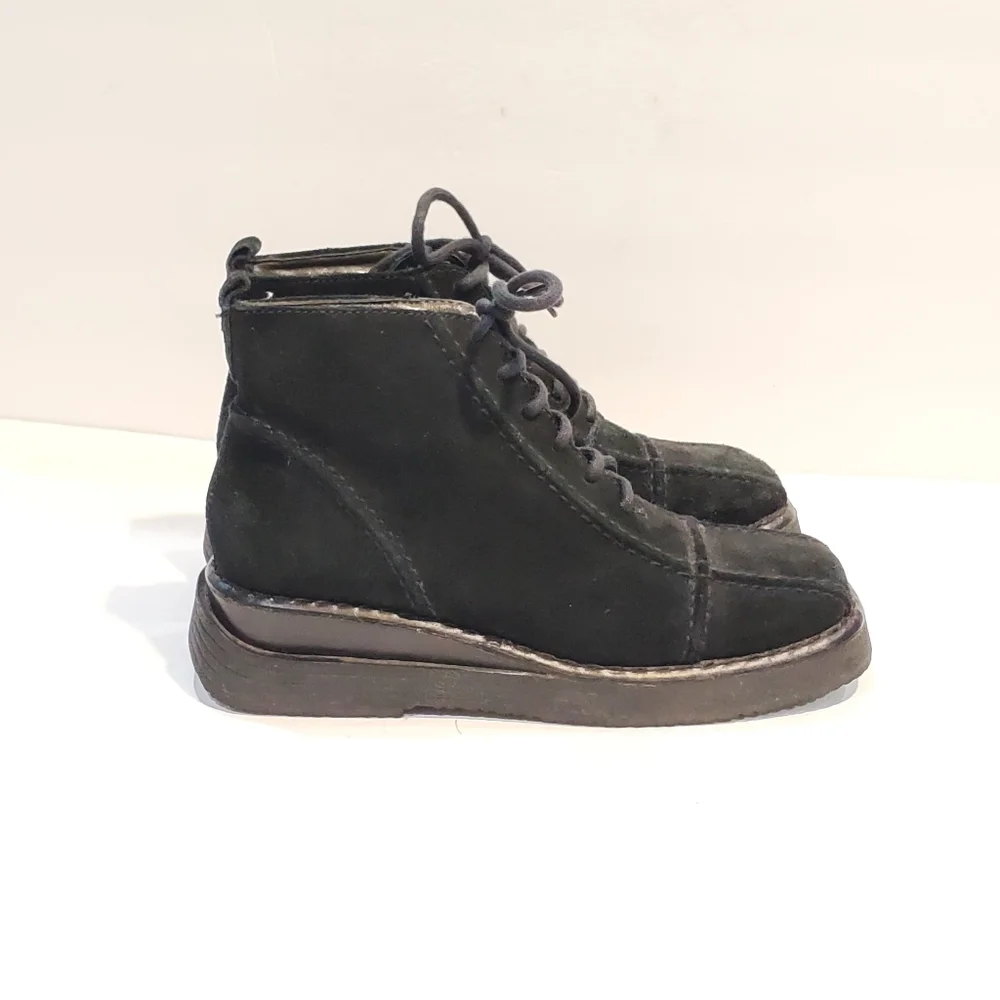 Frye womens vintage boots black suede size 6 avenger lace booties